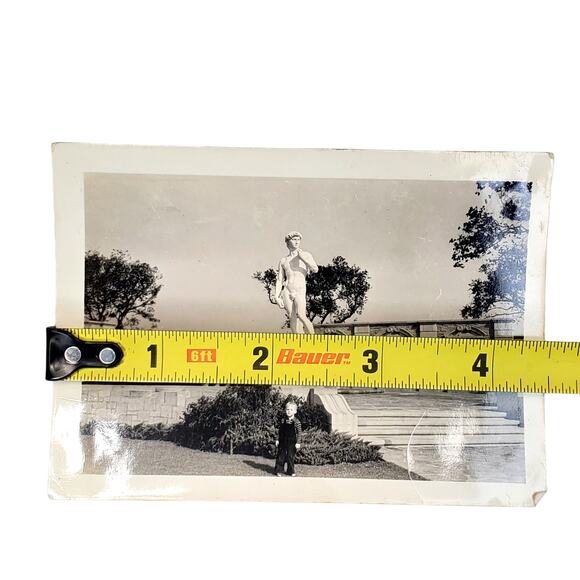 Vtg Boy Posing Statue of David B&W Monochrome Photography 1940s Found Snapshot - Picture 4 of 4